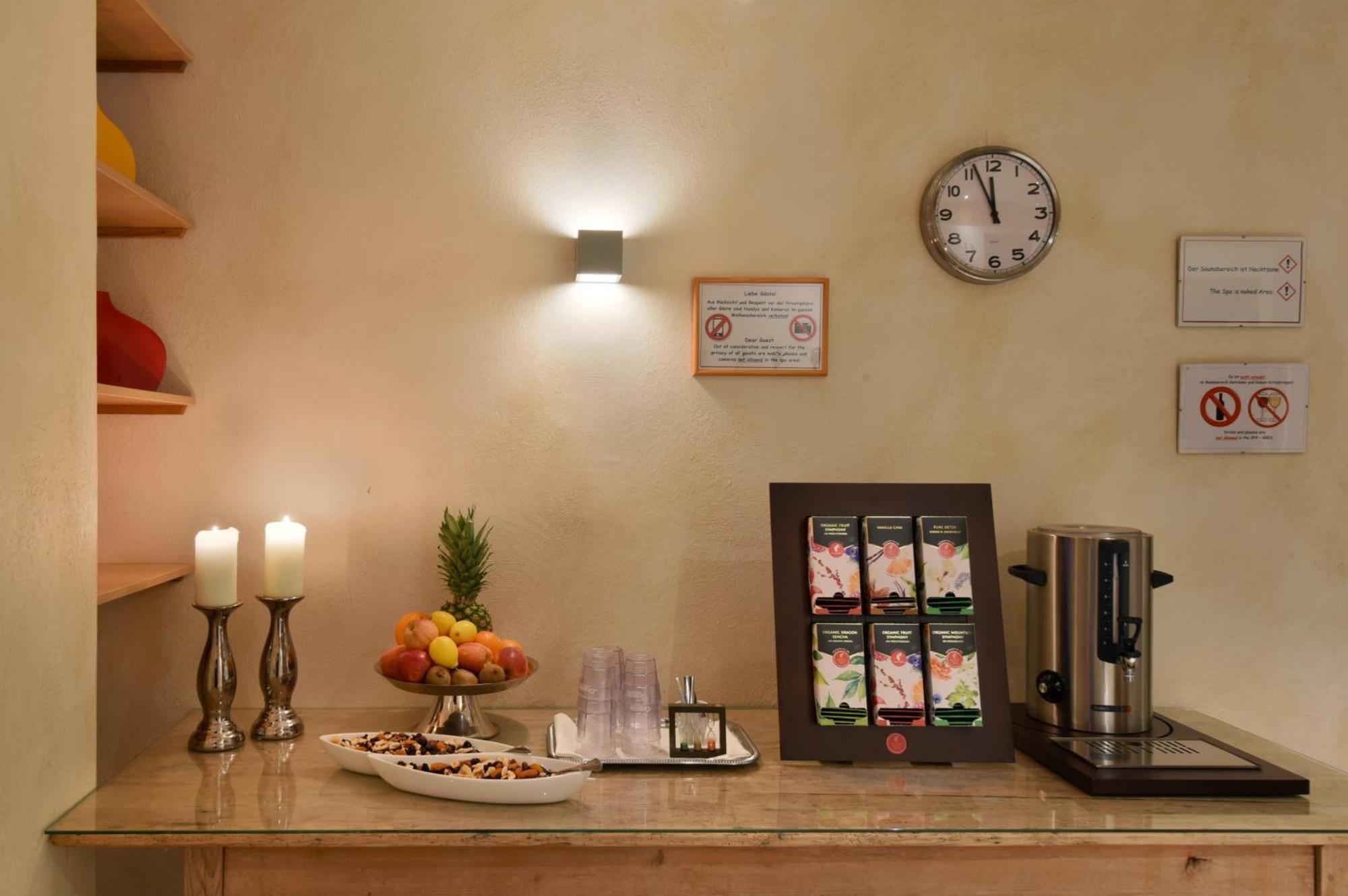 Appartements Cella Central เซลล์อัมเซ ภายนอก รูปภาพ